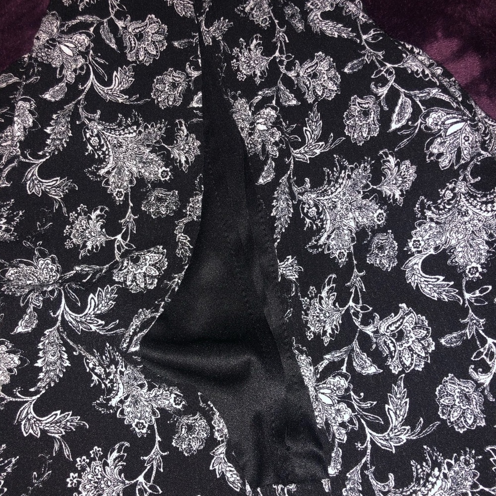 Romper - Picture 3 of 4